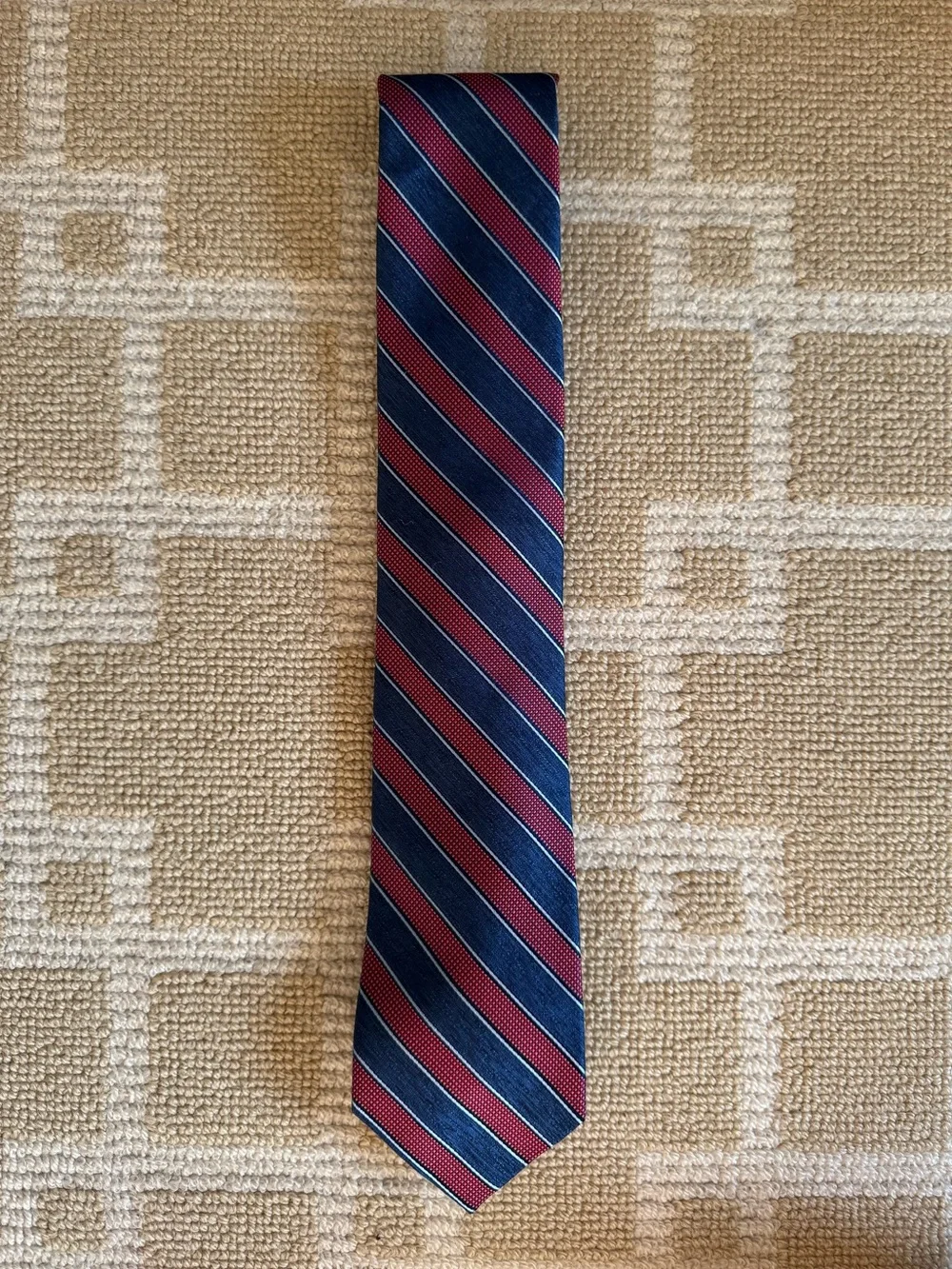 Joseph A. Bank Reserve 100% Silk Tie Preppy Stripe Necktie Navy Burgundy O/S